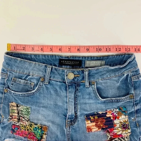 Aeropostale Destroyed High waisted Shorty cutoffs - Picture 9 of 10
